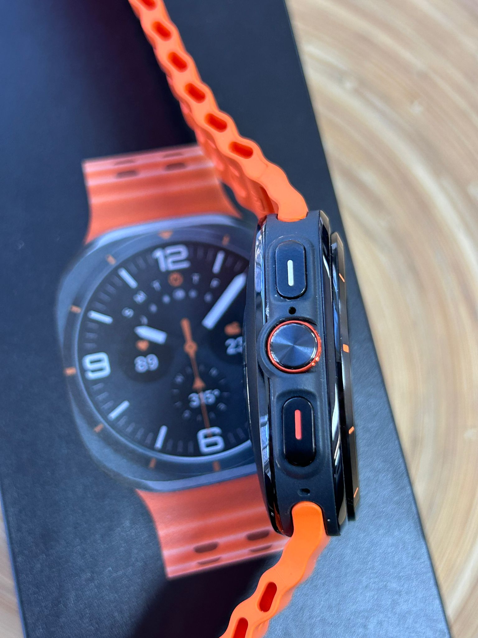 Samsung Galaxy Watch Ultra SM-L705F – Curea Portocalie, Smartwatch Premium, GPS, LTE