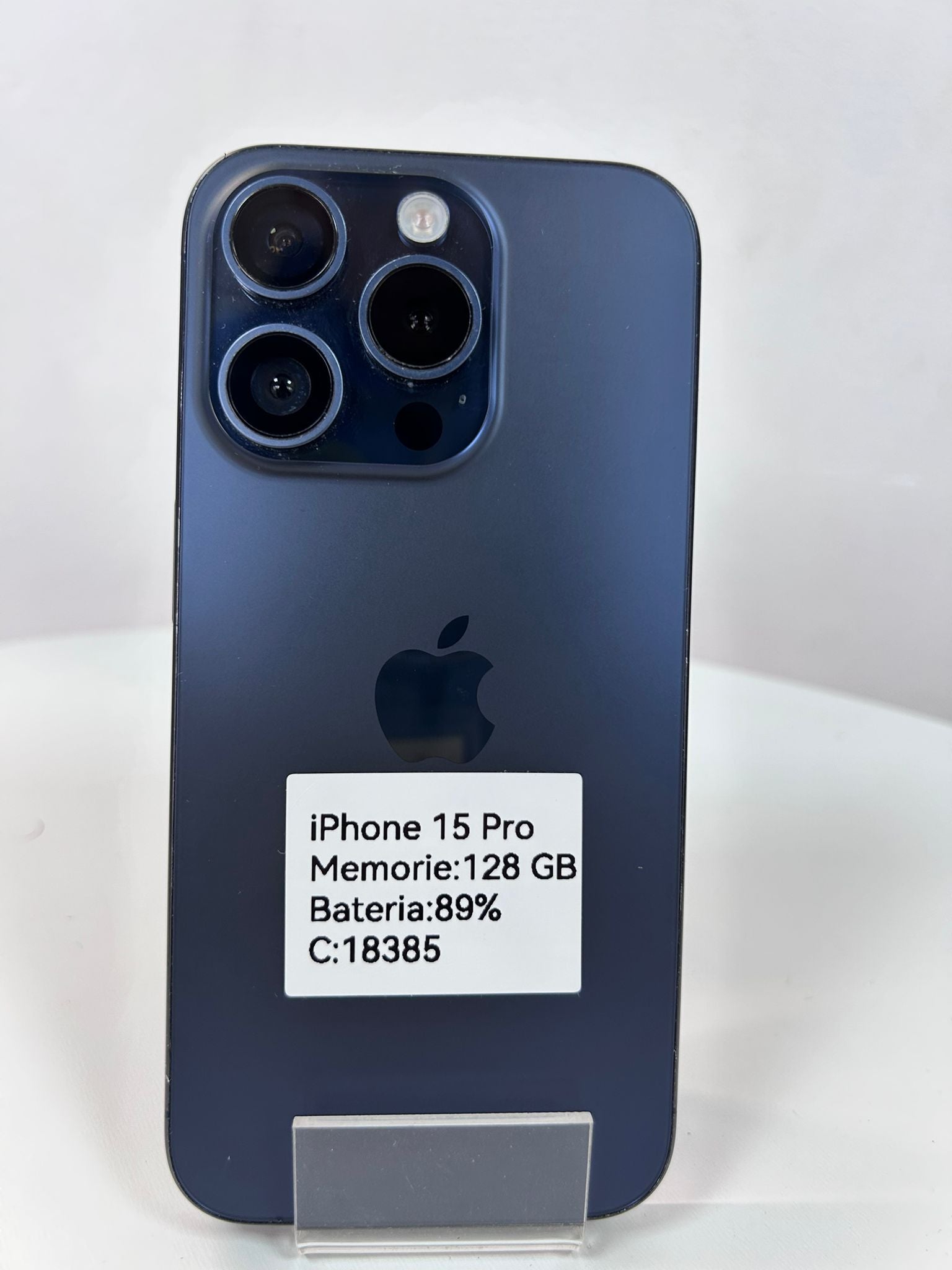iPhone 15 Pro 128 GB Blue Titanium – Design Elegant și Performanță Premium