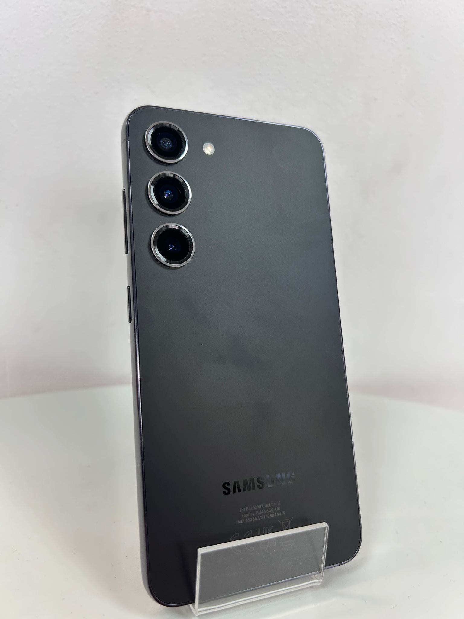 Samsung Galaxy S23 128GB, 8GB RAM, Black – Performanță premium într-un design compact