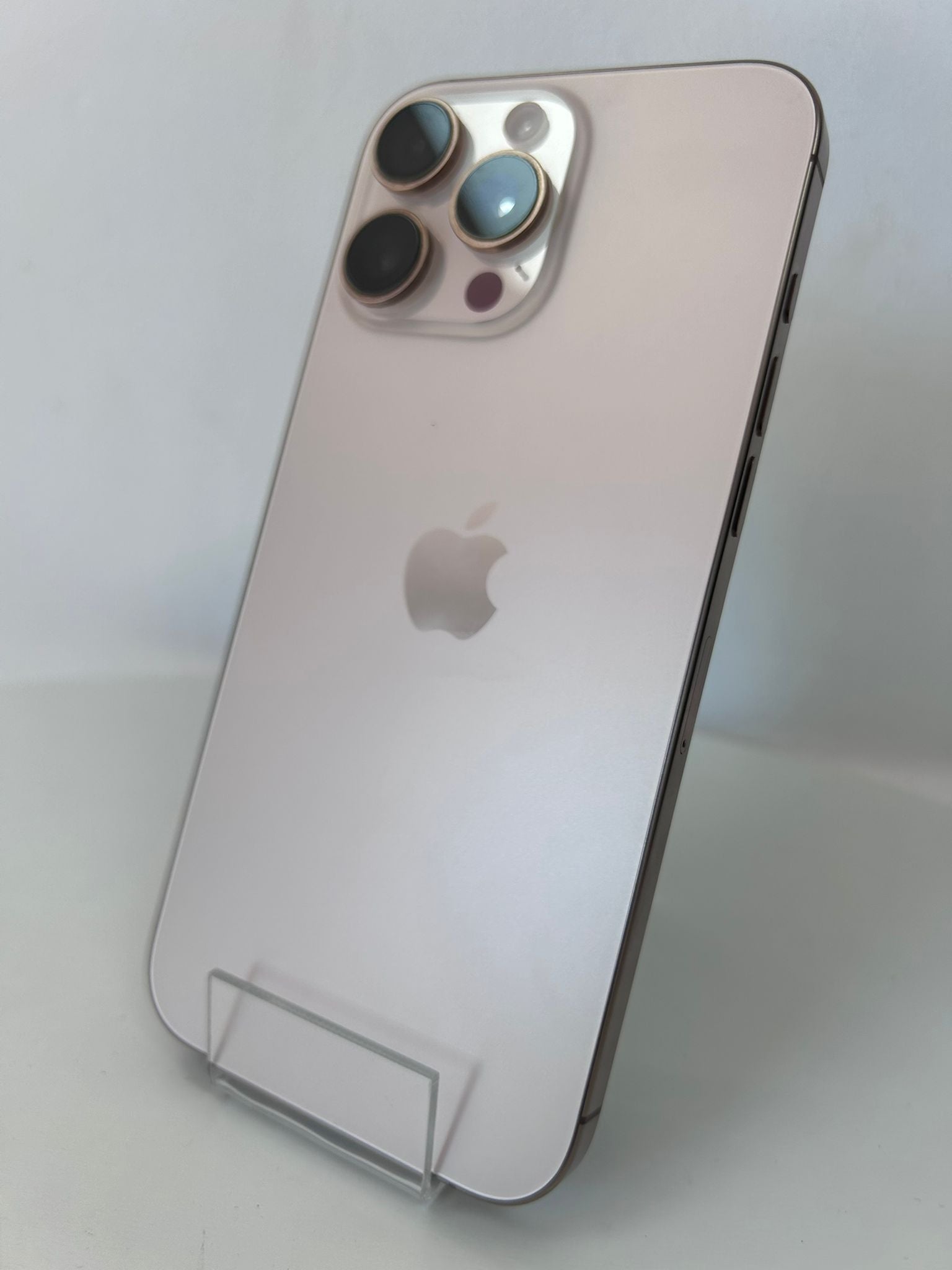 Apple iPhone 16 Pro Max 1TB Desert Titanium – Performanță premium și design exclusiv