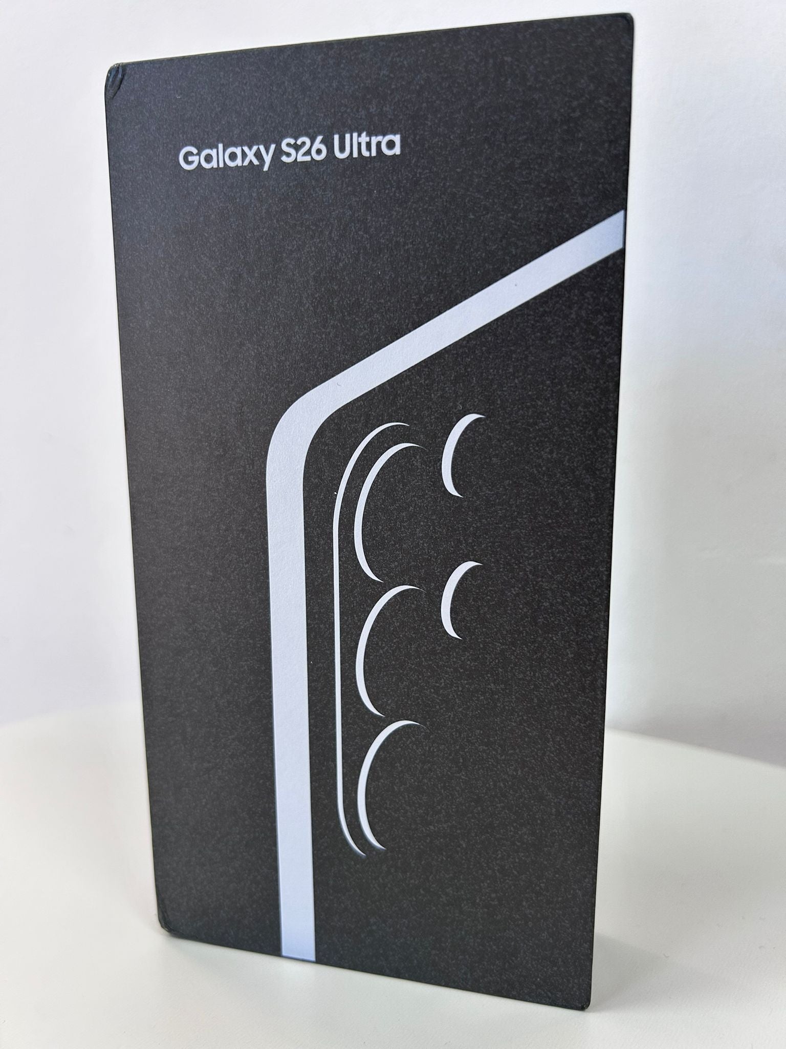 Samsung Galaxy S26 16GB RAM 1TB Black – Putere, Eleganță și Performanță de Top
