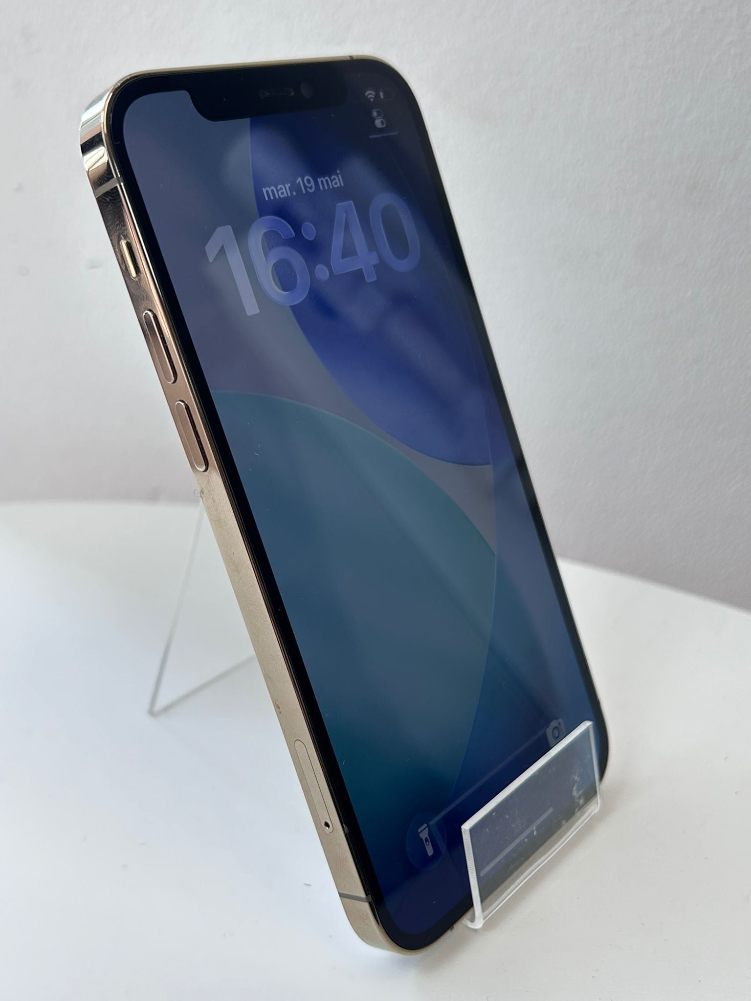 iPhone 12 Pro Gold 512GB – Telefon Apple premium cu stocare generoasă