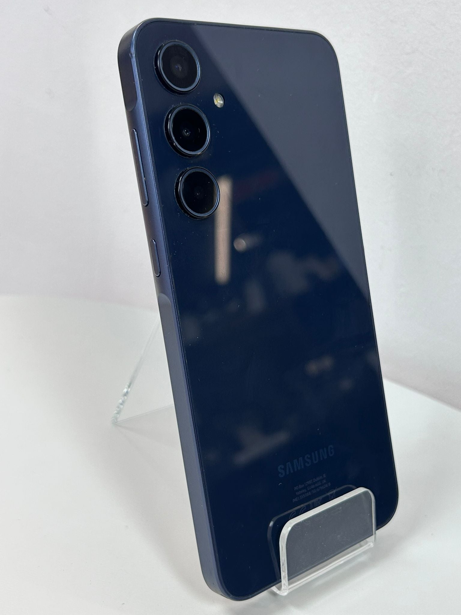 Samsung Galaxy A15 5G Albastru – Telefon Samsung modern, rapid și elegant