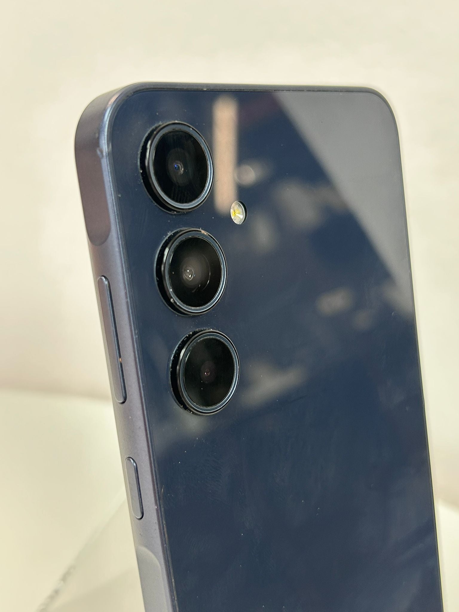 Samsung Galaxy A15 5G Albastru – Telefon Samsung modern, rapid și elegant