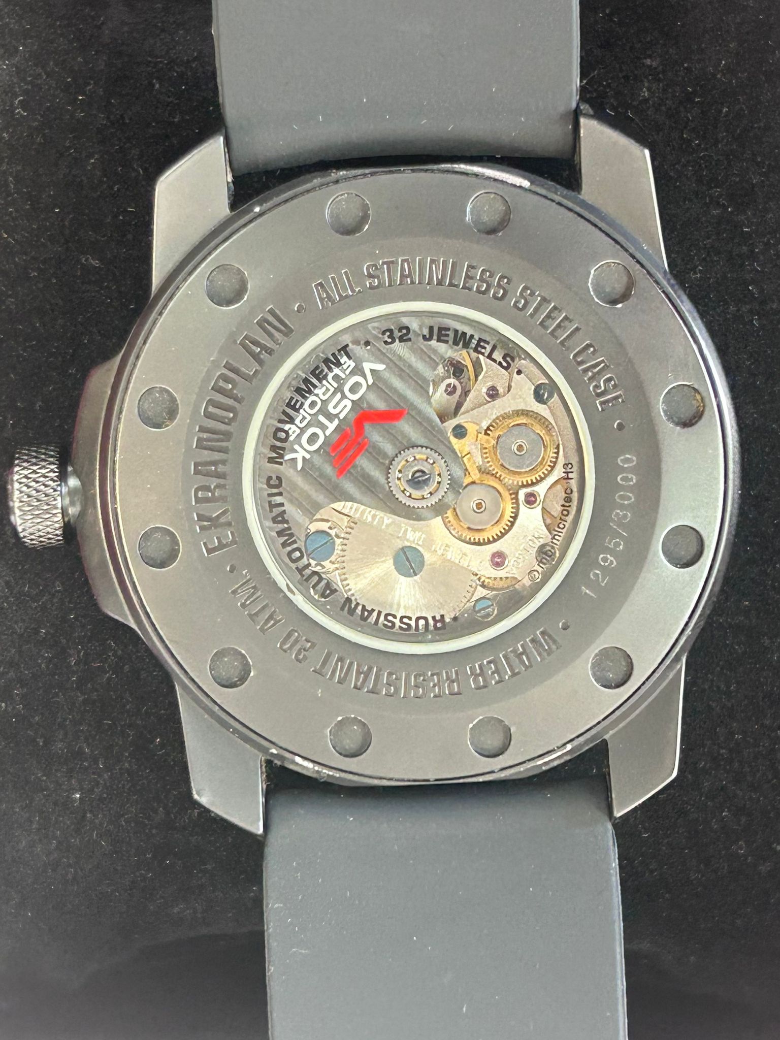 Ceas Vostok-Europe Ekranoplan Caspian Sea Monster Tritium Tube Dive Watch 5454108 – Automatic, 32 Jewels,