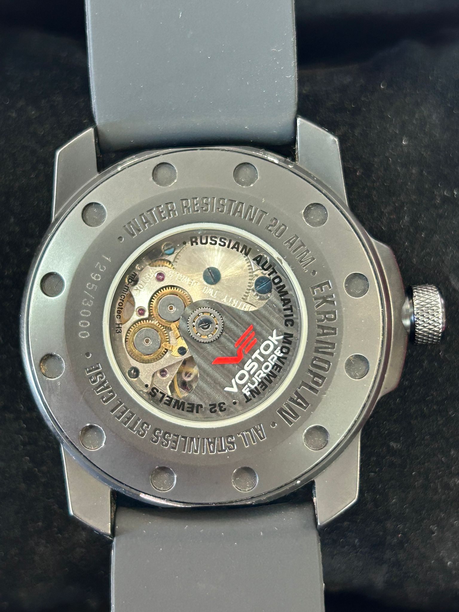 Ceas Vostok-Europe Ekranoplan Caspian Sea Monster Tritium Tube Dive Watch 5454108 – Automatic, 32 Jewels,
