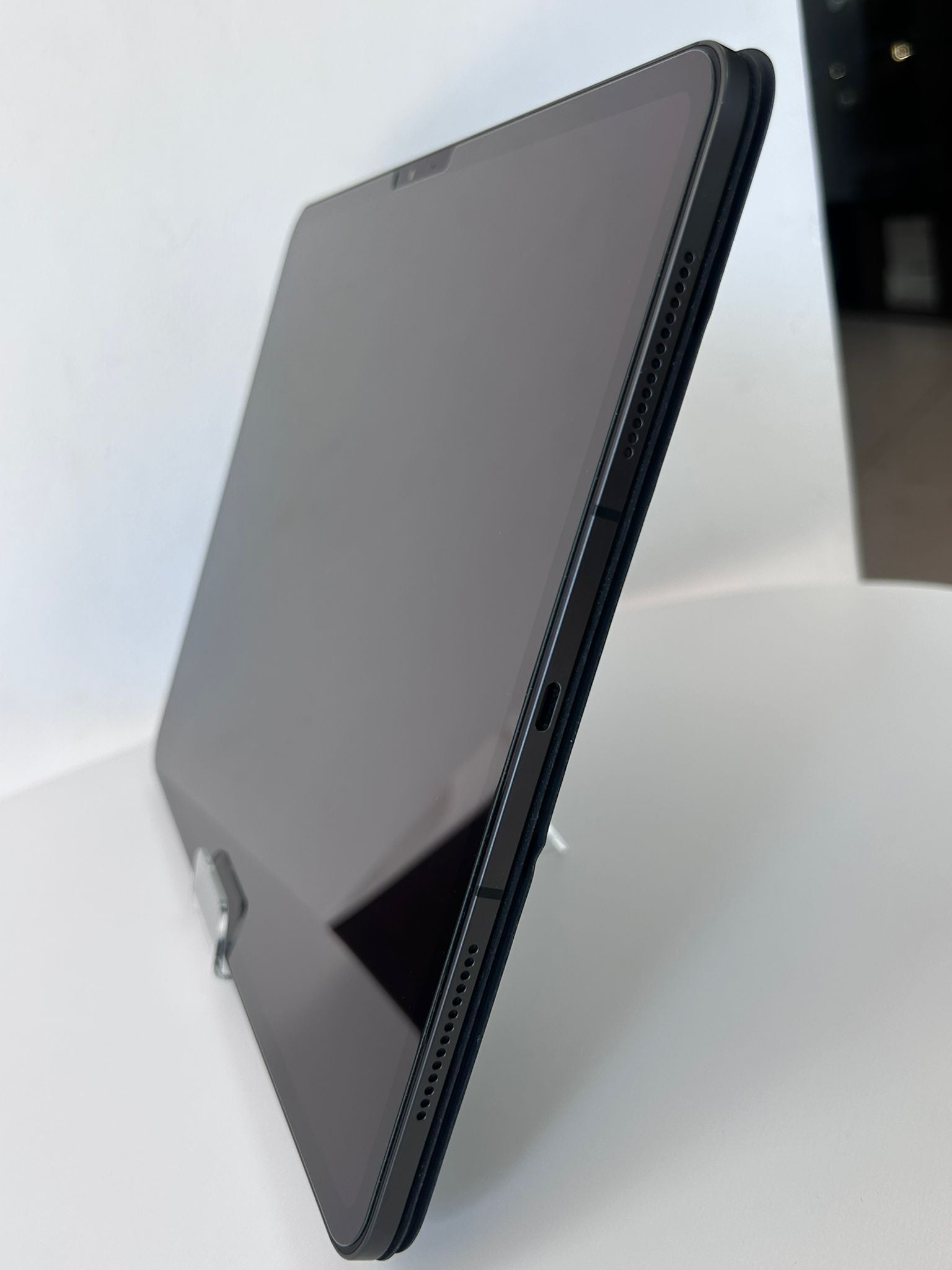 iPad Pro 13 inch M4 256 GB + Husă Apple + Apple Pencil Pro