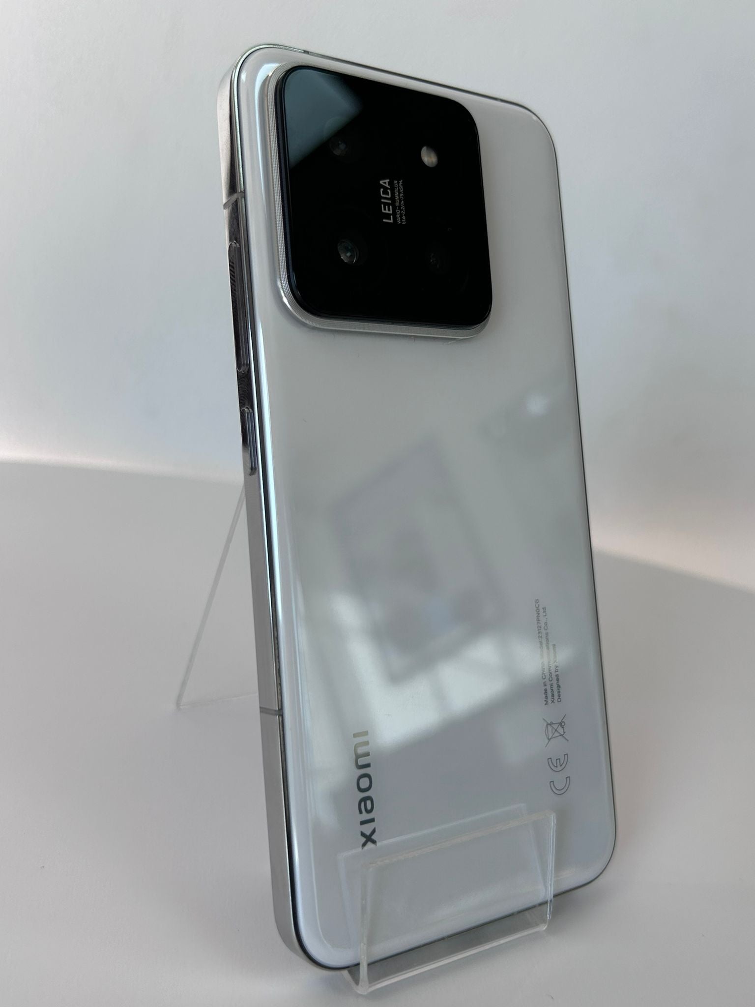 Xiaomi Redmi 14 White Premium 512GB 12GB RAM – Telefon Elegant și Performant