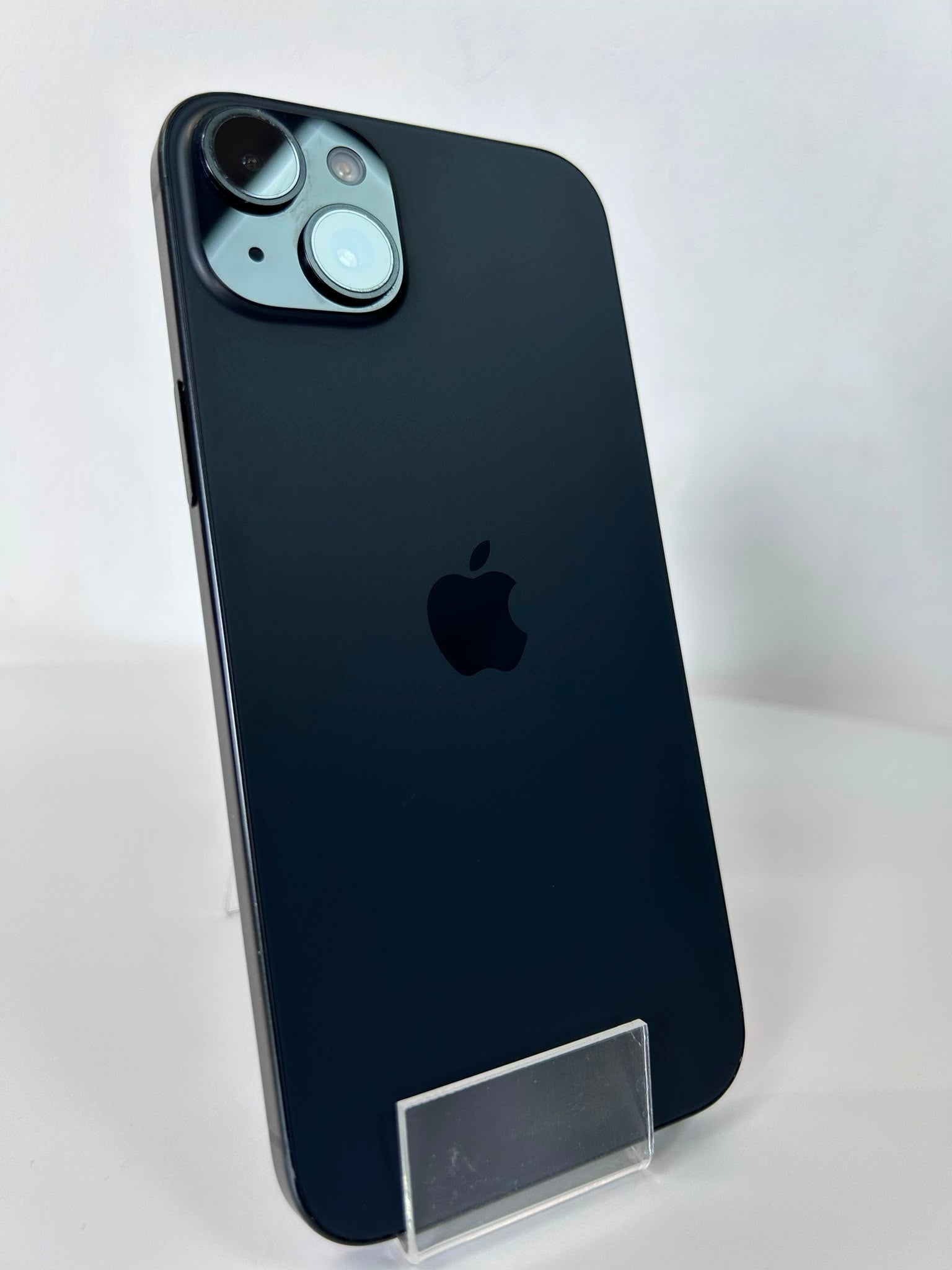 iPhone 15 Plus 128GB Black – Smartphone Apple cu Display 6,7”, Cameră 48MP și USB-C