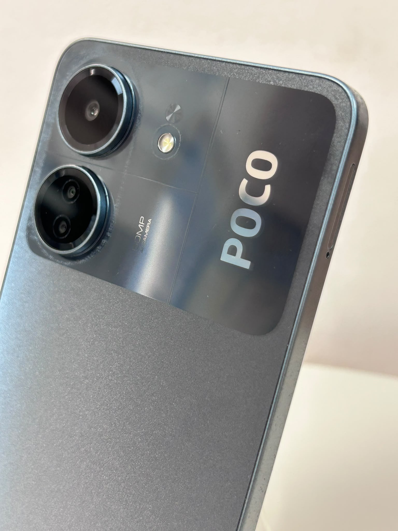 POCO C65 Blue 256GB 8GB RAM – Smartphone cu Stocare Generoasă