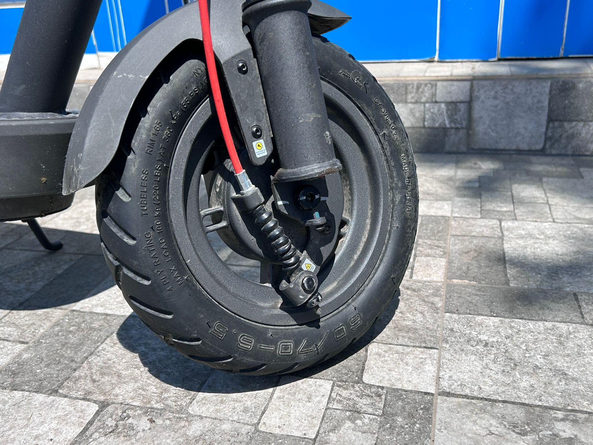 Trotinetă Electrică Xiaomi Scooter 5, 350 W, 10 Inch, Până la 25 km/h