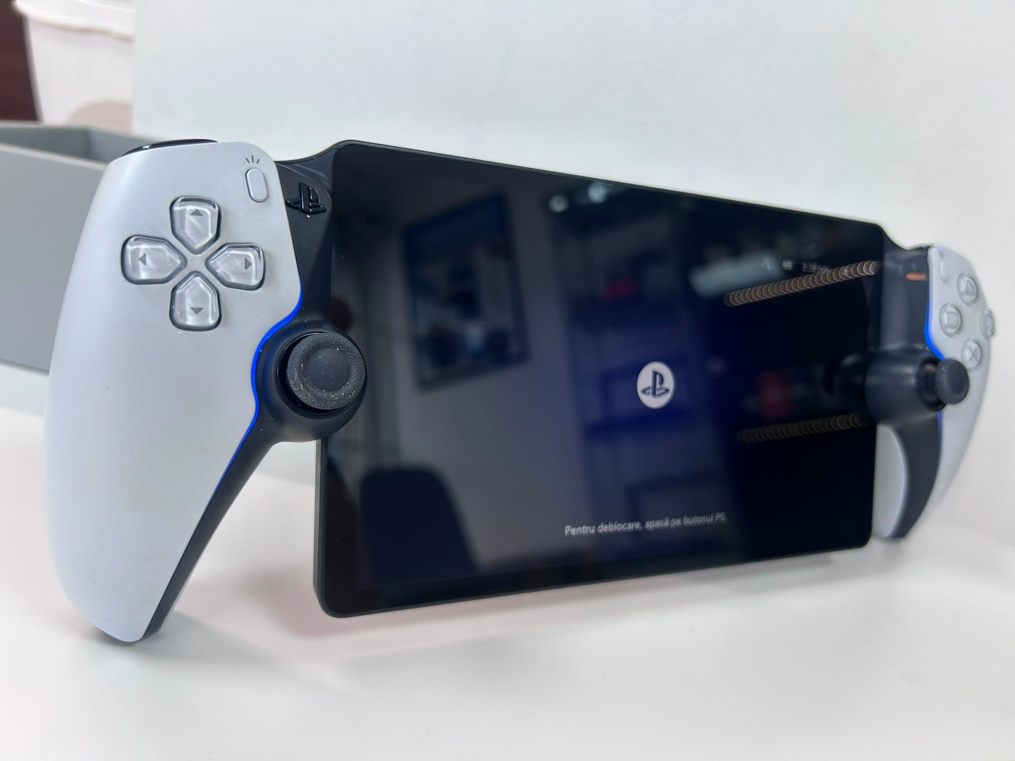 PlayStation Portal Remote Player pentru PS5 White – Consolă Remote Play