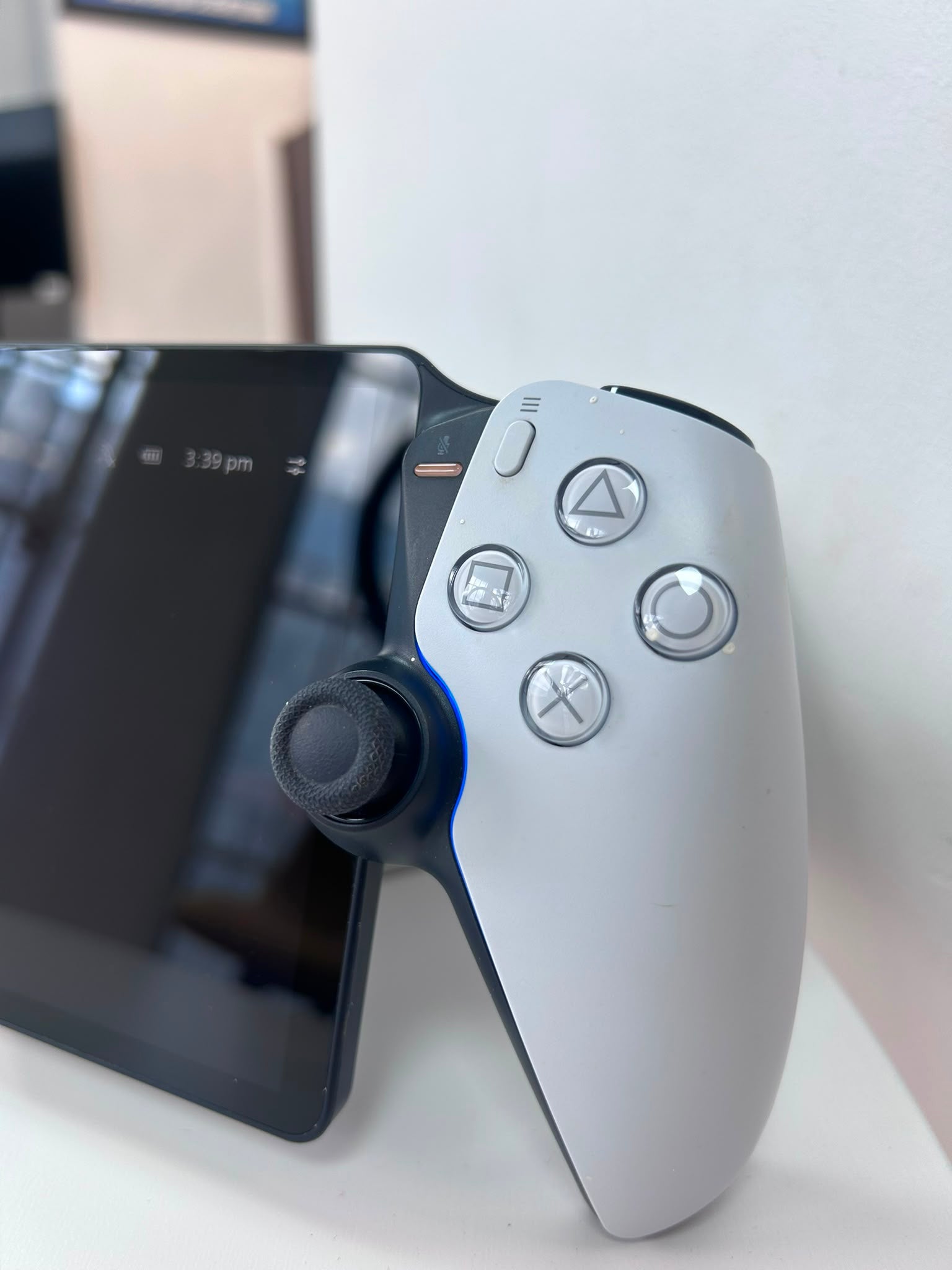 PlayStation Portal Remote Player pentru PS5 White – Consolă Remote Play