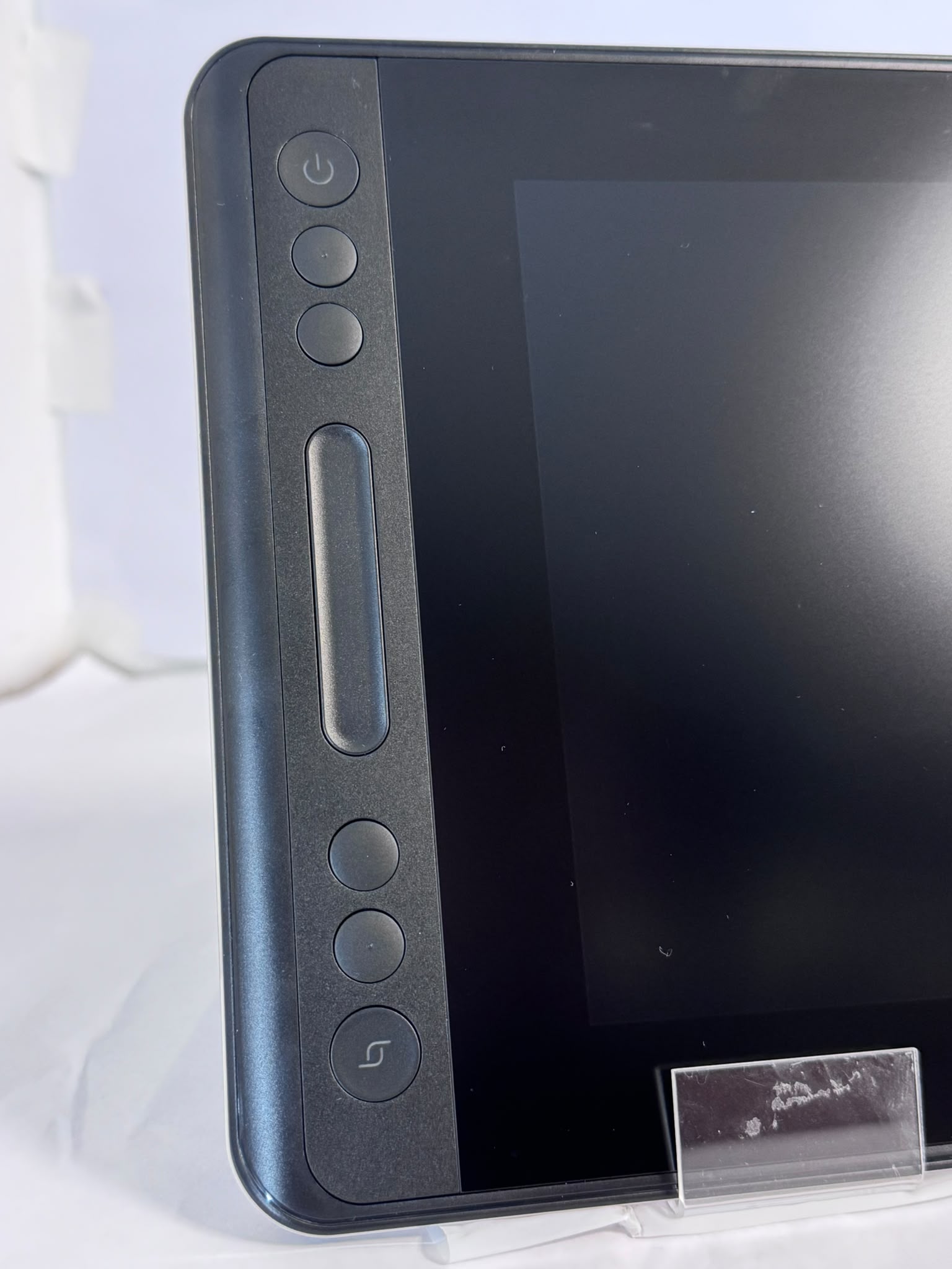 Huion Kamvas Pro 12 Black – Tabletă Grafică cu Ecran Full HD și 8192 Niveluri de Presiune
