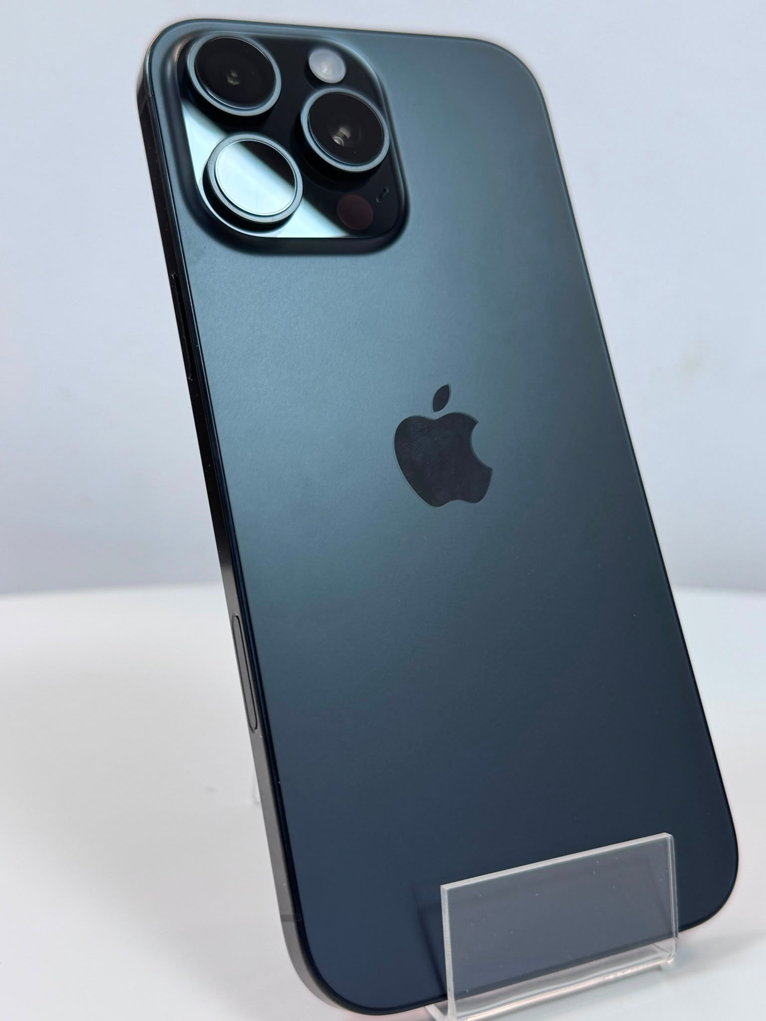 Apple iPhone 16 Pro Max 256GB 5G Black Titanium
