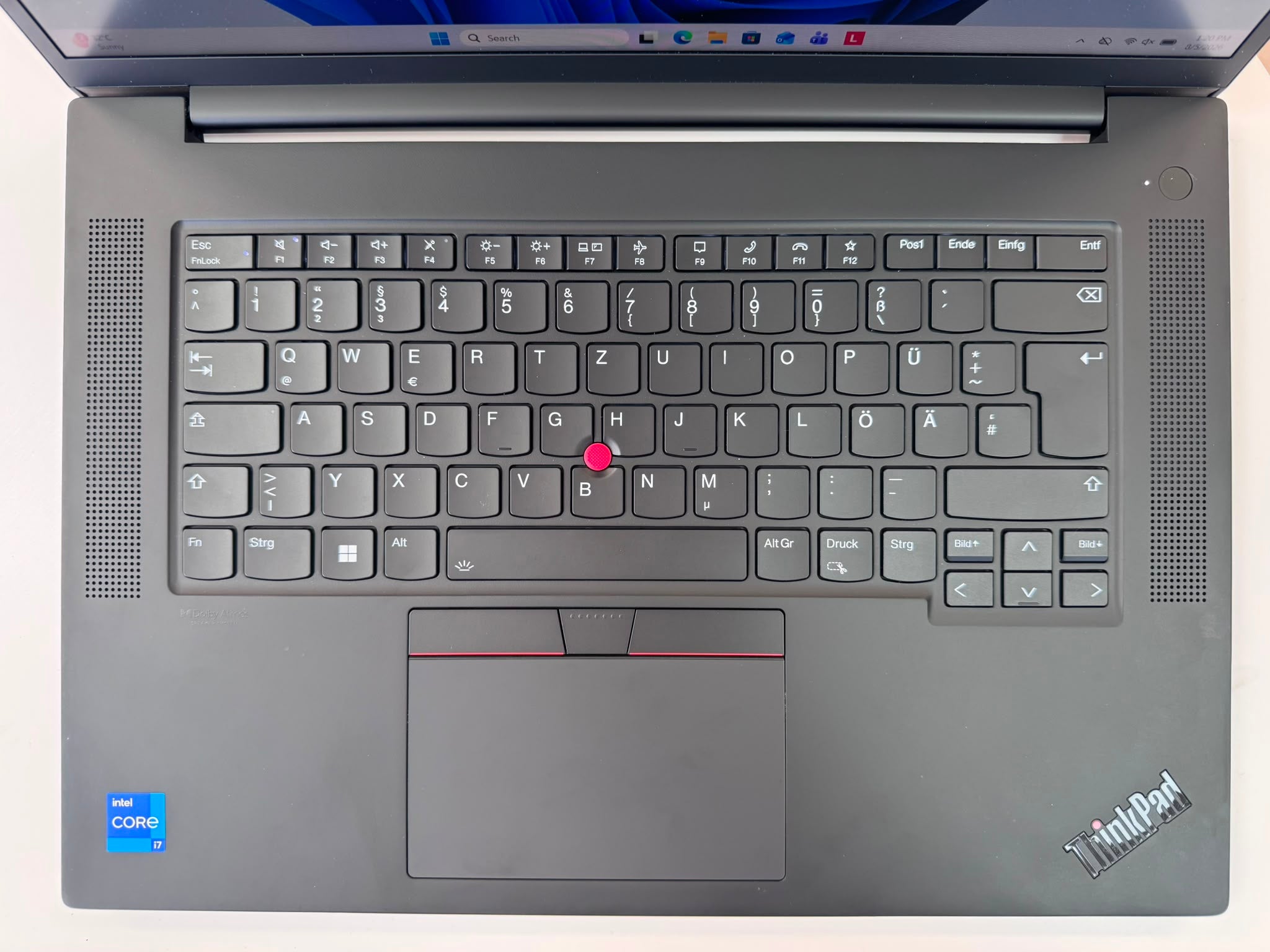 Lenovo ThinkPad P1 Gen 6 i7-13700H 64GB RAM SSD 2TB NVIDIA RTX 2000 Ada 8GB Workstation
