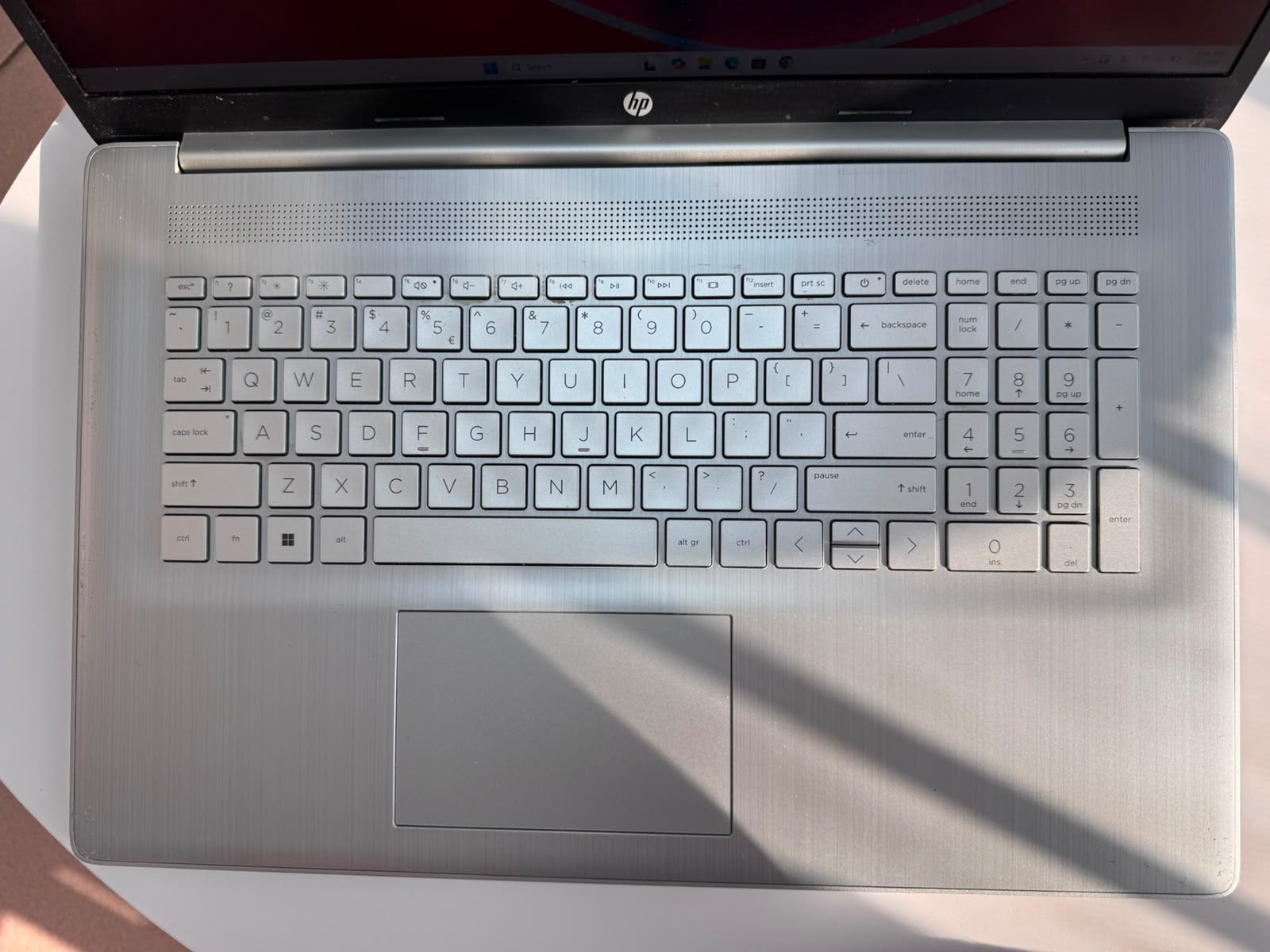 HP Laptop 17-cn2xxx 17.3" Intel Core i7-1255U 16GB RAM SSD 512GB
