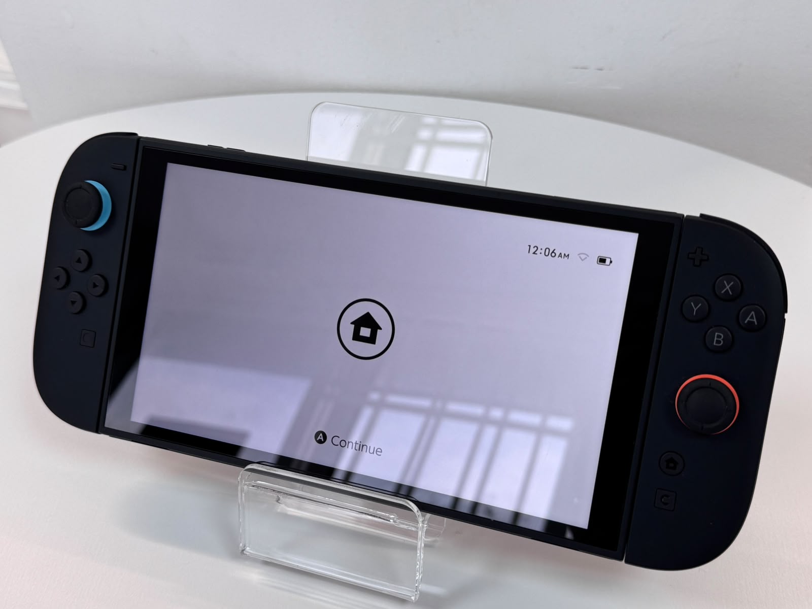 Consolă Nintendo Switch 2 OLED, Joy-Con Light Red/Light Blue, Controller și Joc Sonic
