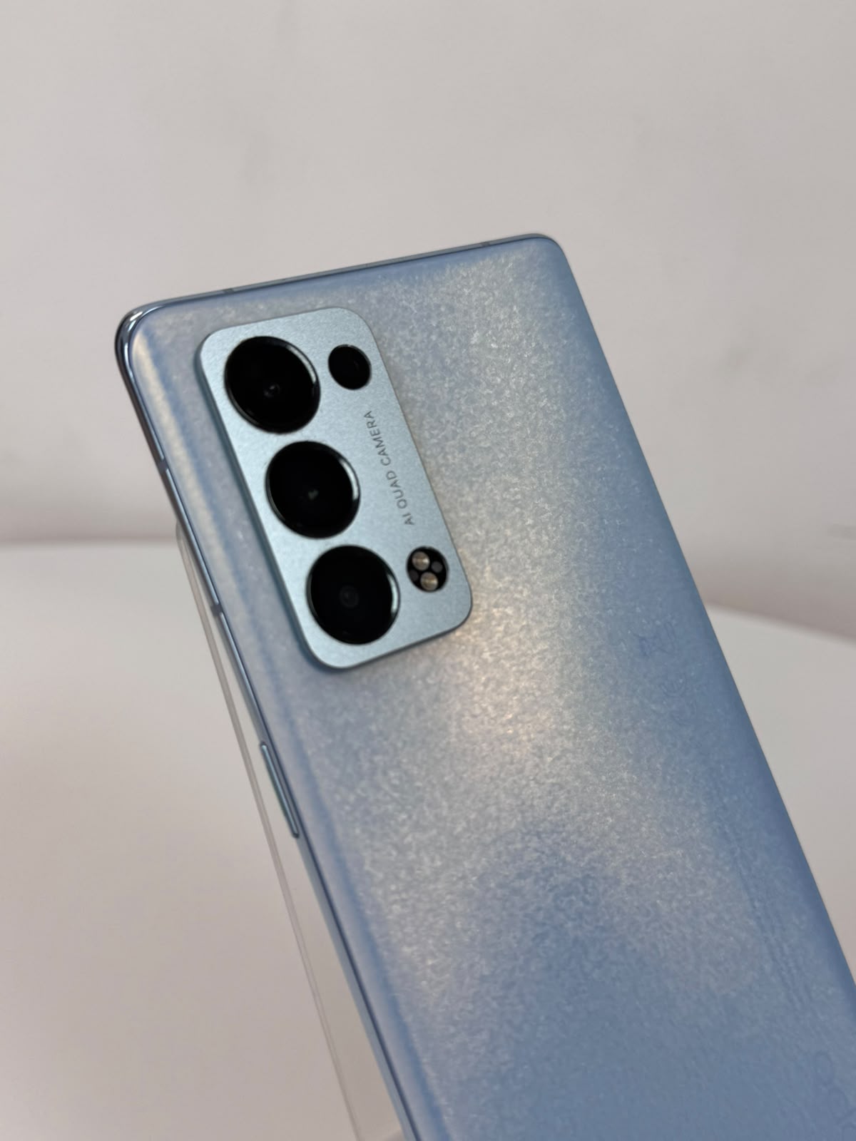 Telefon mobil OPPO Reno 6 Pro, 256GB, 12GB RAM, Dual SIM, 5G, Arctic Blue