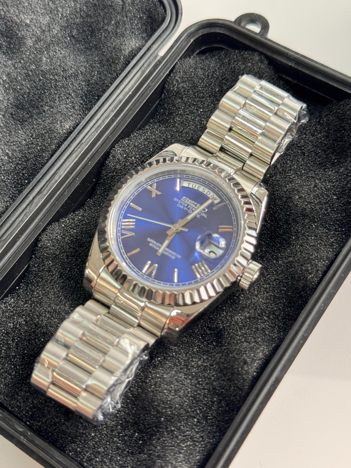 Ceas Seiko Custom Day-Date Blue Roman Numeral, Automatic, Miyota – Bărbați