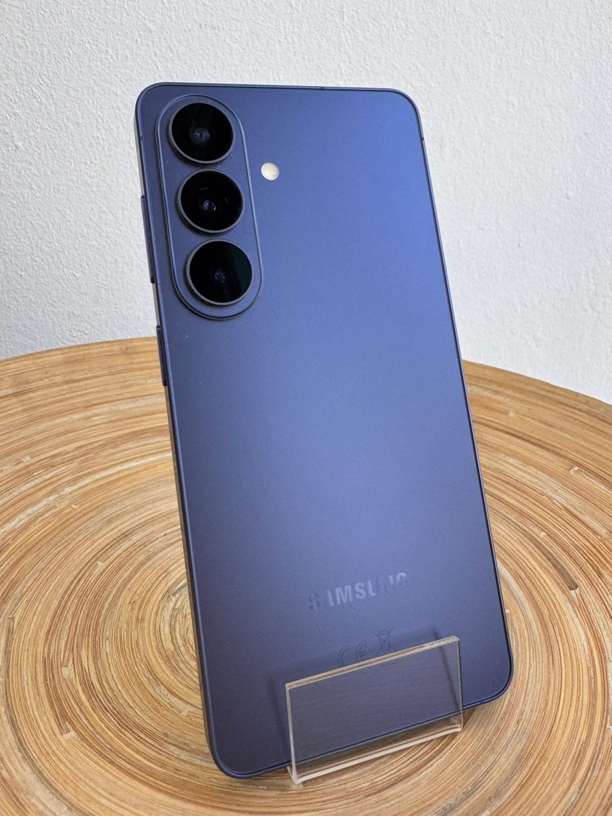 Telefon Samsung Galaxy S26, 256GB, Cobalt Violet