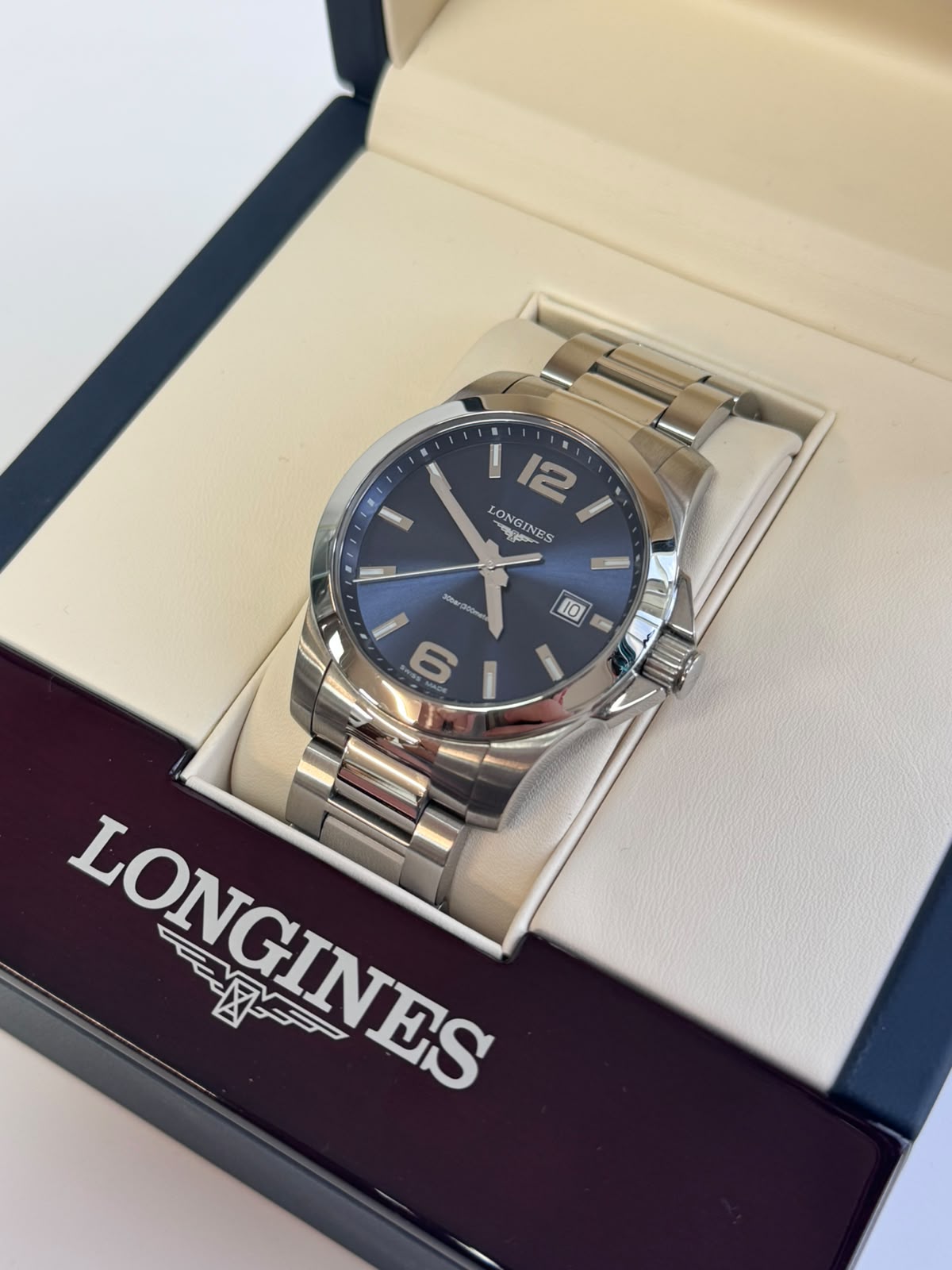 Ceas Longines Conquest L3.759.4.96.6, 41 mm, Sunray Blue, Quartz, Oțel Inoxidabil