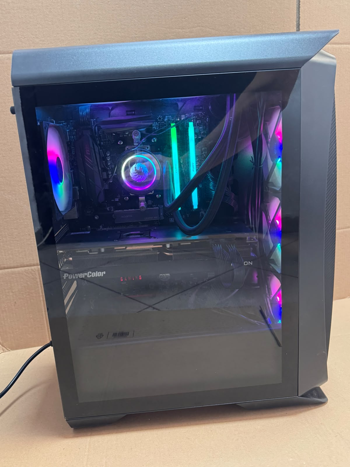 PC Gaming AMD Ryzen 5 5500, RX 7800 XT 16GB, 32GB RAM, MSI B550 + Tastatură și Mouse