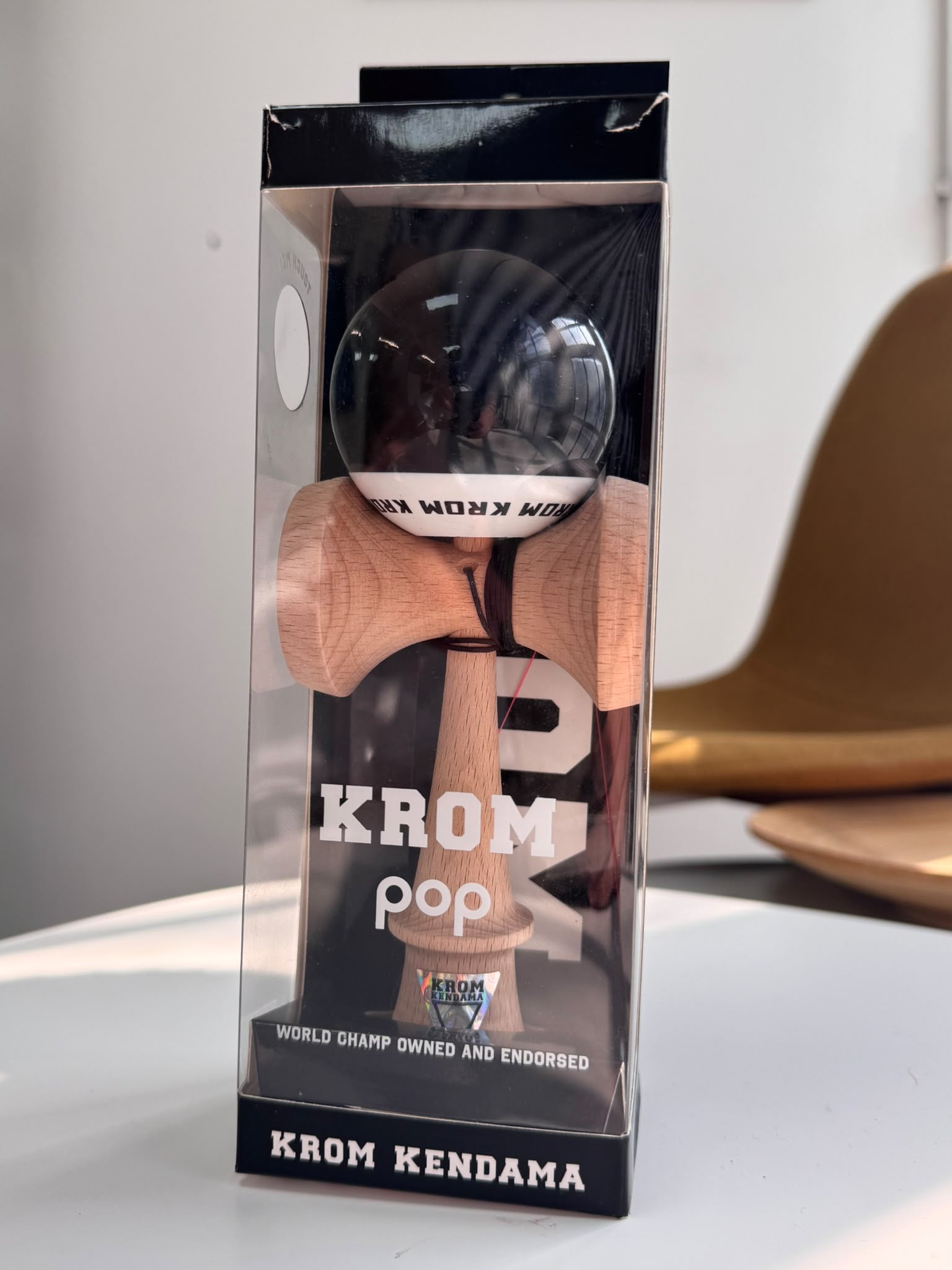 Kendama KROM POP, Lemn, Tama Black & White, Design Freestyle