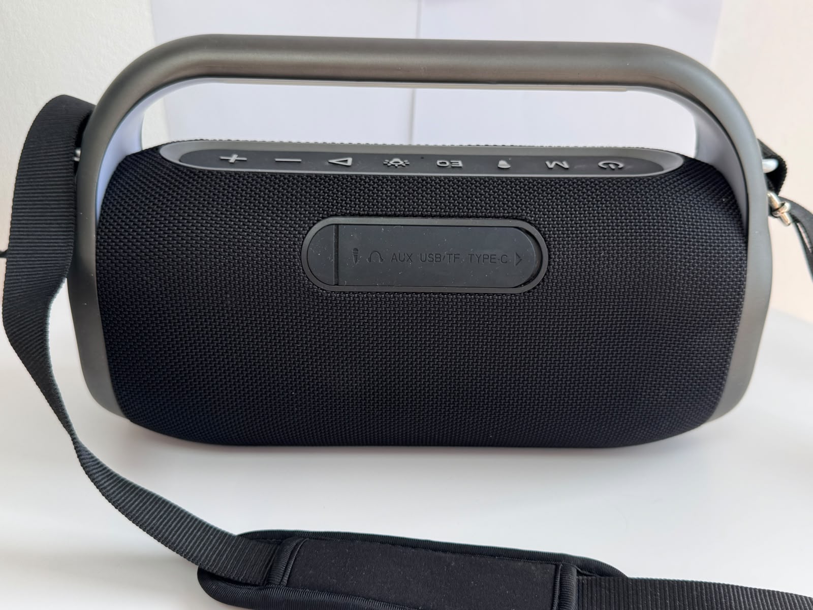 Boxă Portabilă AWEI KT18, Bluetooth, Karaoke, 2 Microfoane Wireless