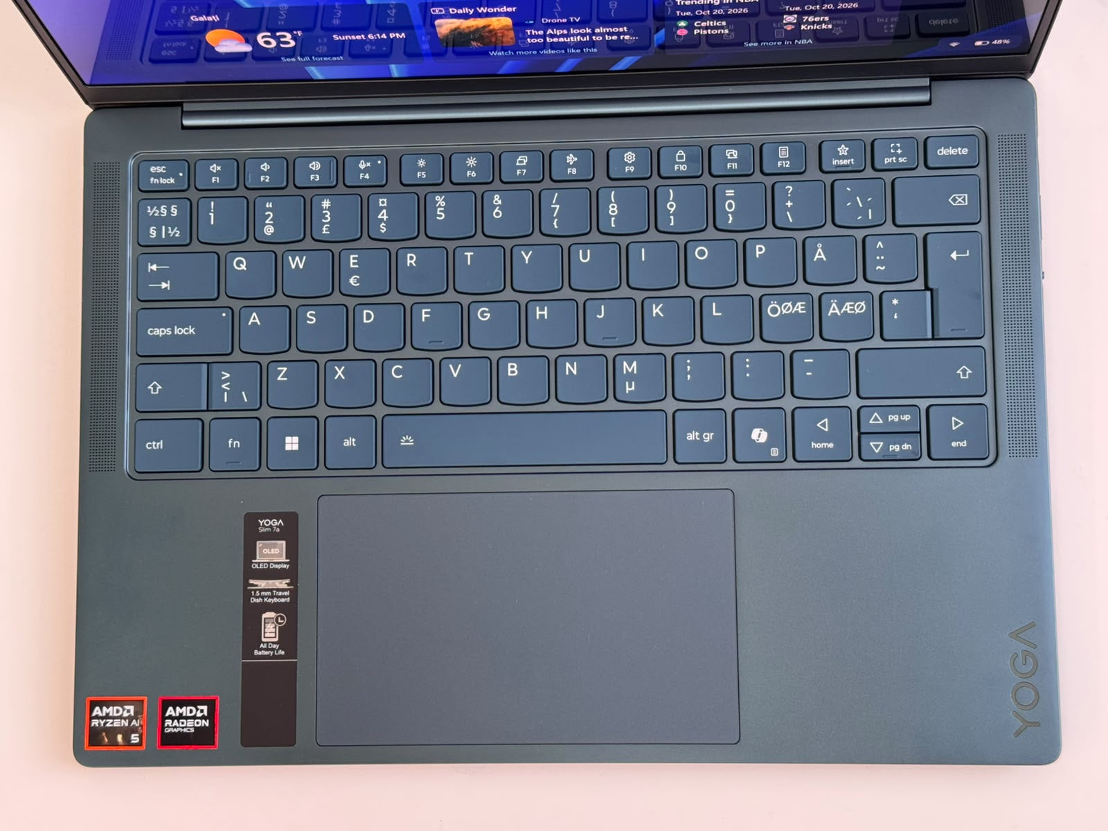 Laptop Lenovo Yoga Aura Edition, OLED, AMD Ryzen AI 5 430, 16GB RAM, 512GB SSD, Blue