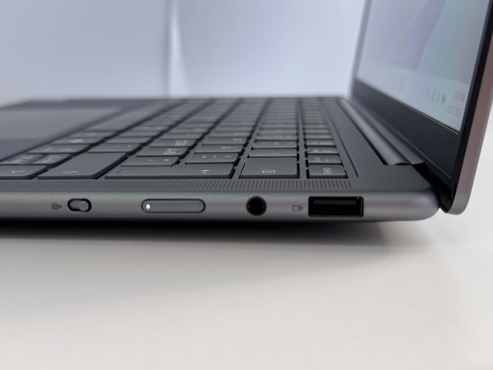 Laptop Lenovo Yoga Aura Edition, 14”, OLED, Intel Core Ultra 5 226V, 16GB RAM, 1TB SSD, Grey