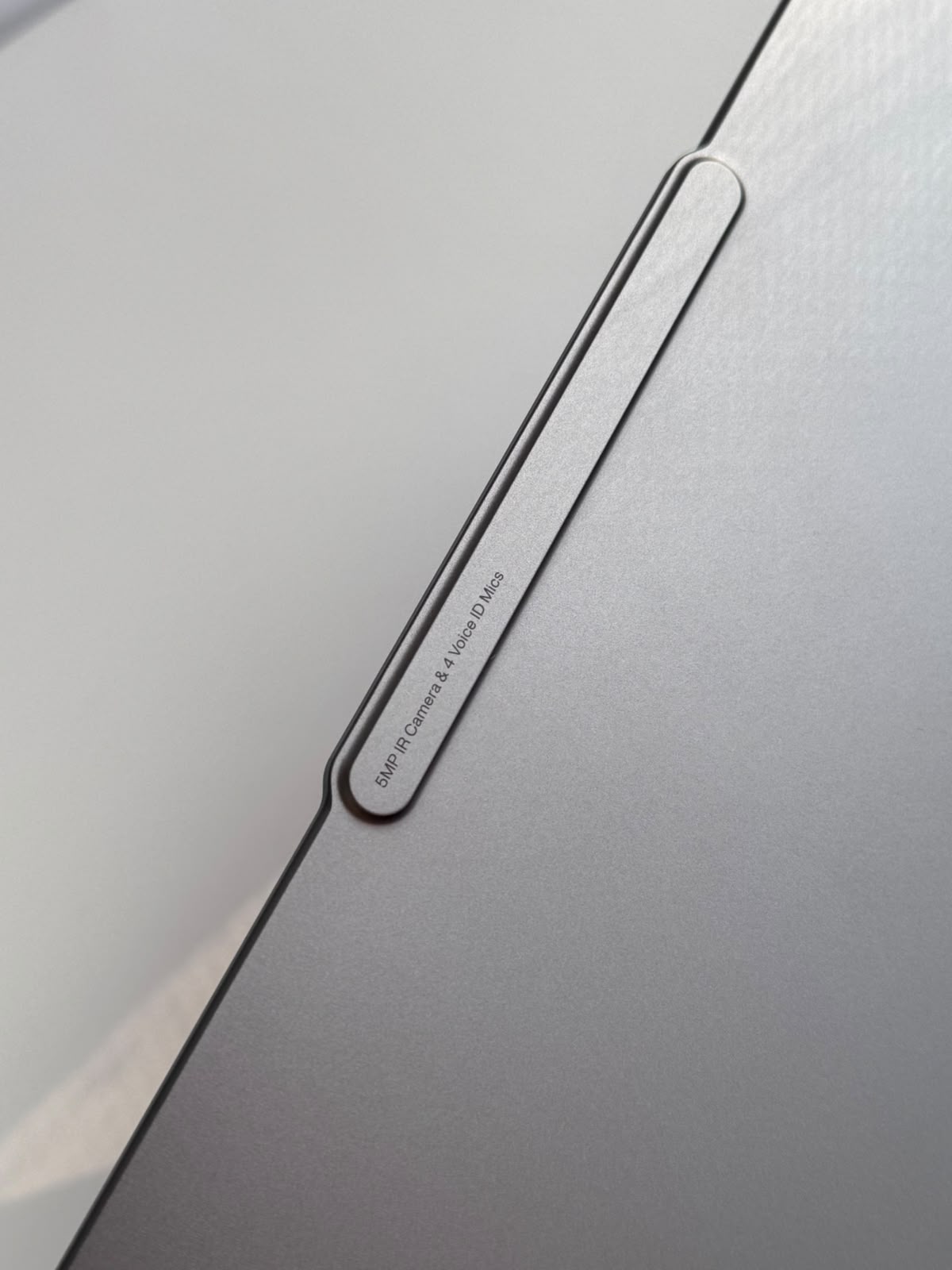 Laptop Lenovo Yoga Aura Edition, 14”, OLED, Intel Core Ultra 5 226V, 16GB RAM, 1TB SSD, Grey