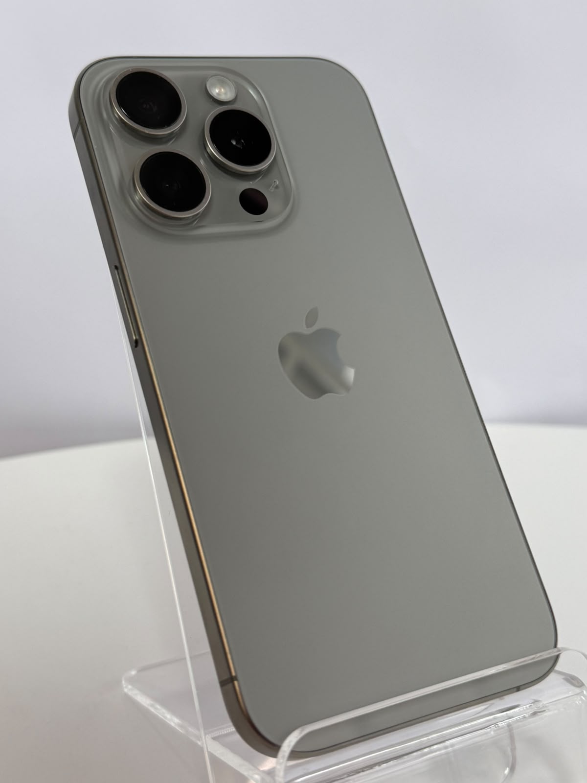 Apple iPhone 15 Pro, 128GB, Natural Titanium, 5G, Ecran OLED 6,1”, Procesor A17 Pro