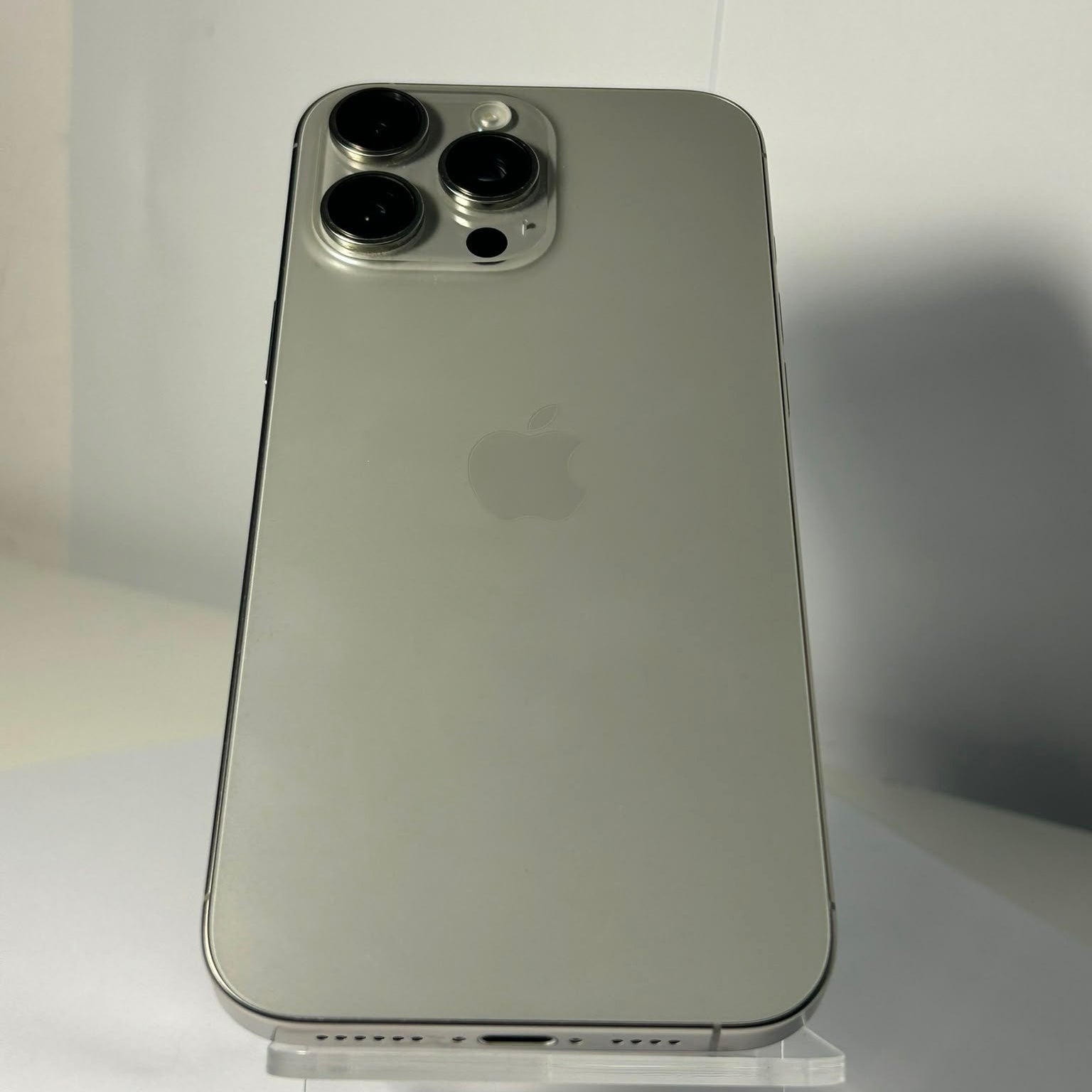 iPhone 16 Pro Max 256GB Natural Titanium – Baterie 91%