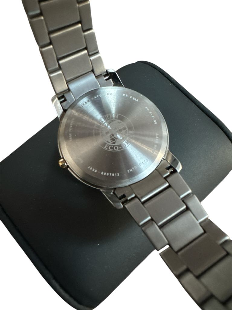 CITIZEN ECO -DRIVE TITANIUM