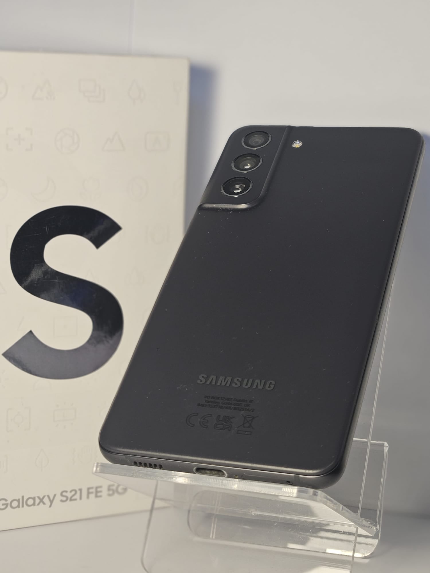 Samsung Galaxy S21 FE 5G, Negru, 128GB, 4GB Ram -Stare Excelenta