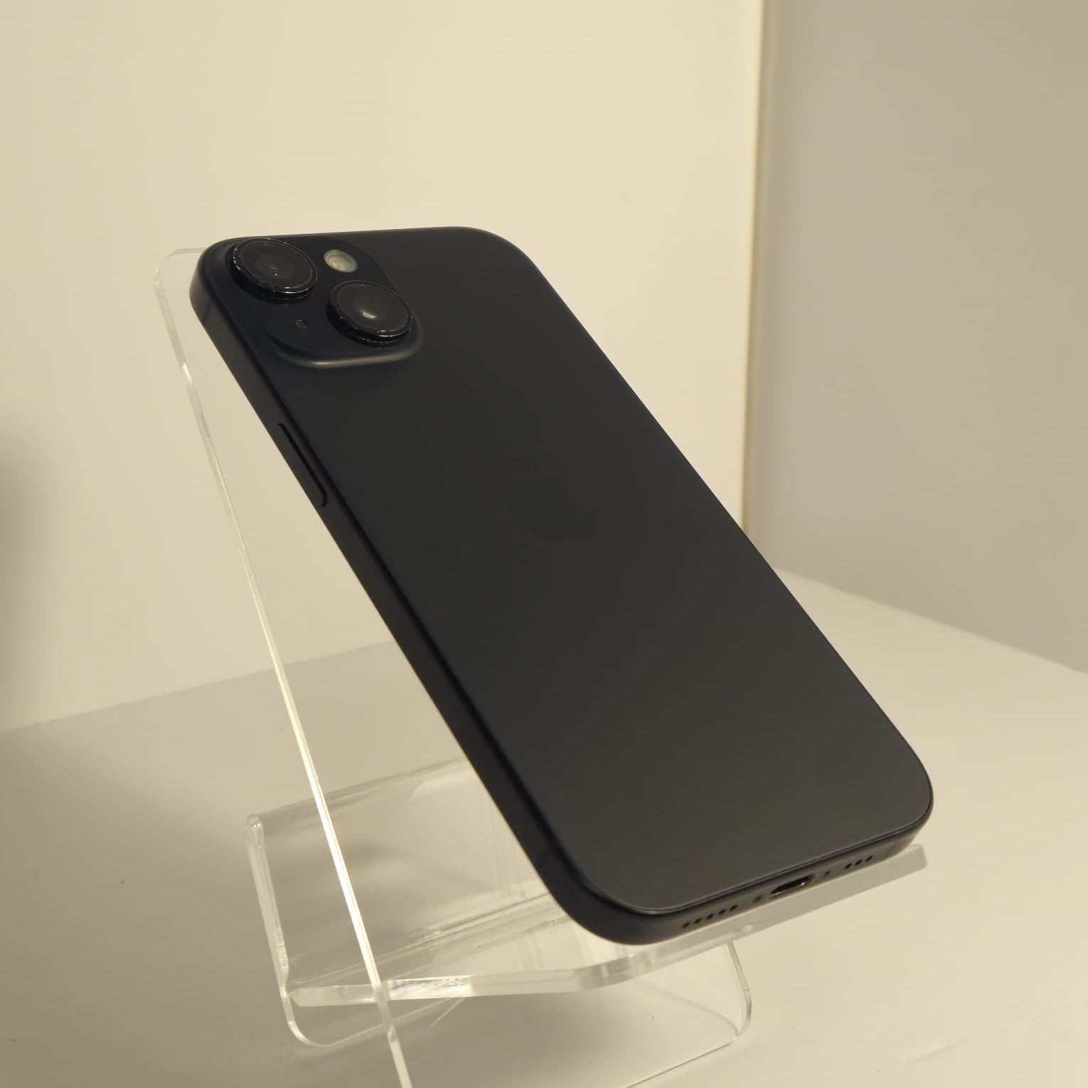 Apple iPhone 15 128GB Negru – Baterie 85%
