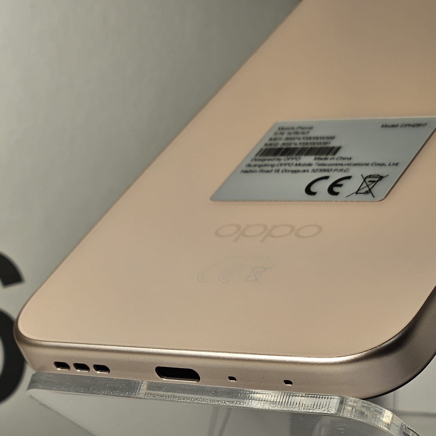 Oppo A6 6GB RAM / 256GB Roz FullBox – Ca Nou