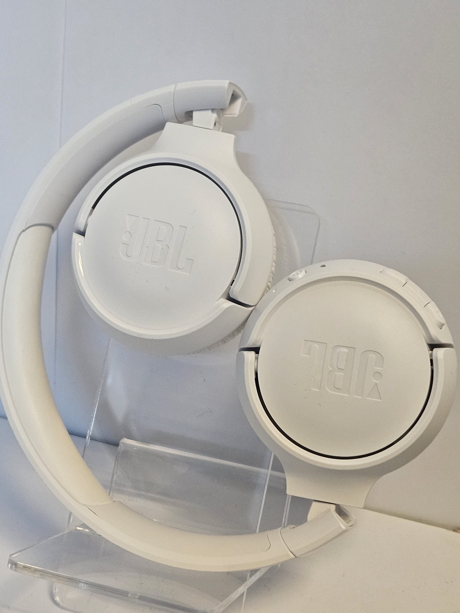 Casti JBL 520BT, ca noi