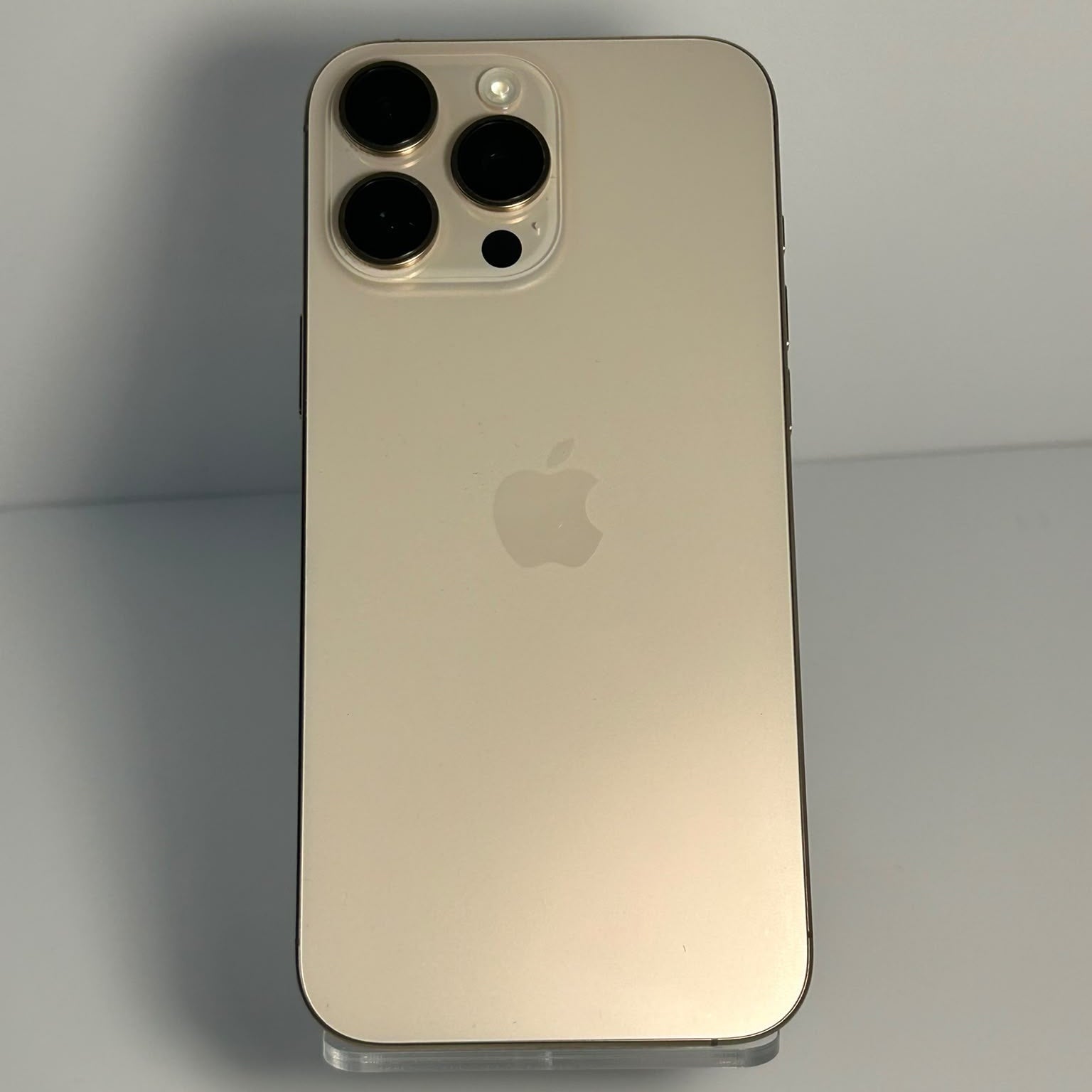 iPhone 16 Pro Max 256GB – Baterie 88%
