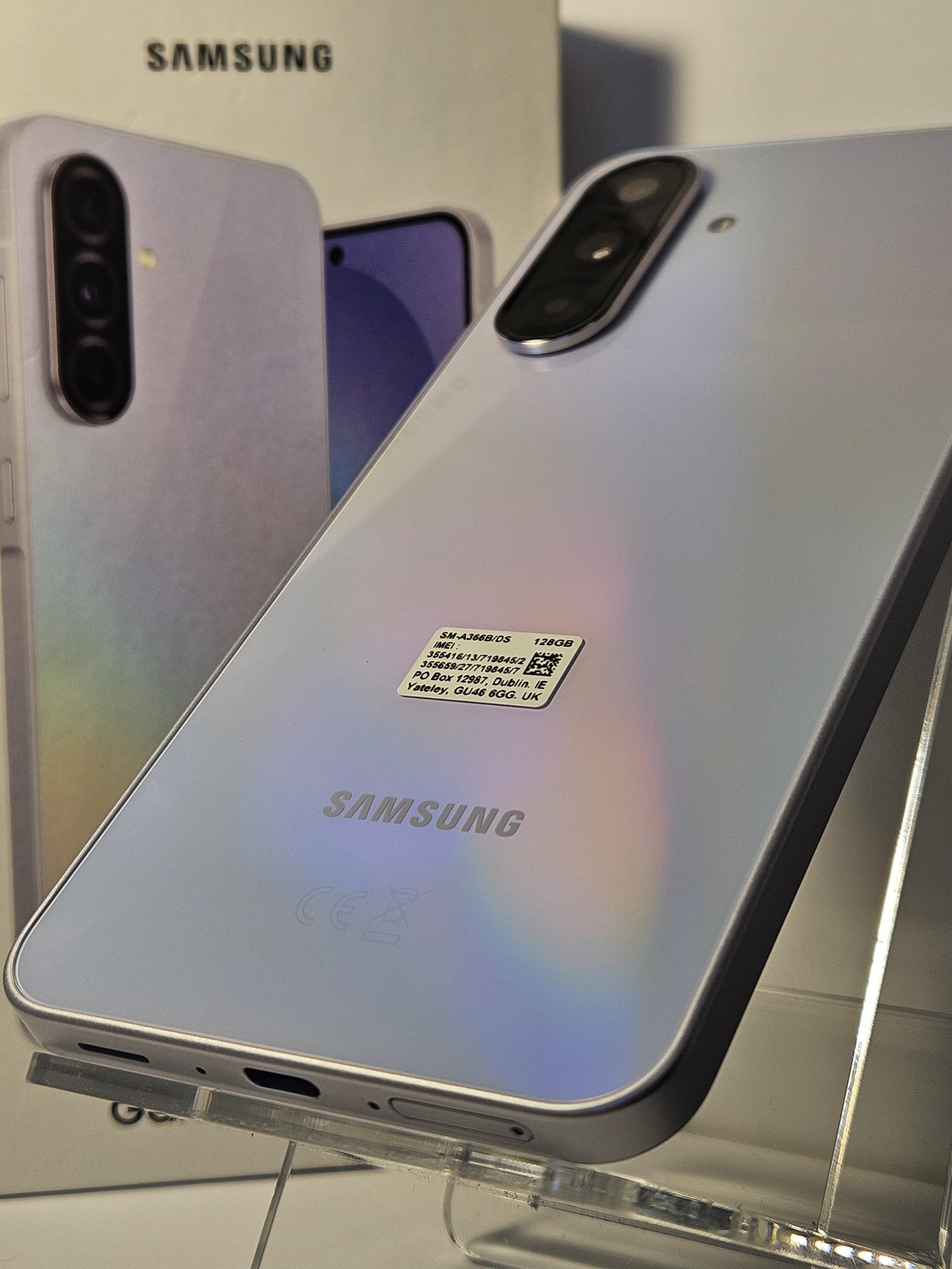 Samsung Galaxy A36 5G, 128GB, 6GB Ram, Lavader Ca nou