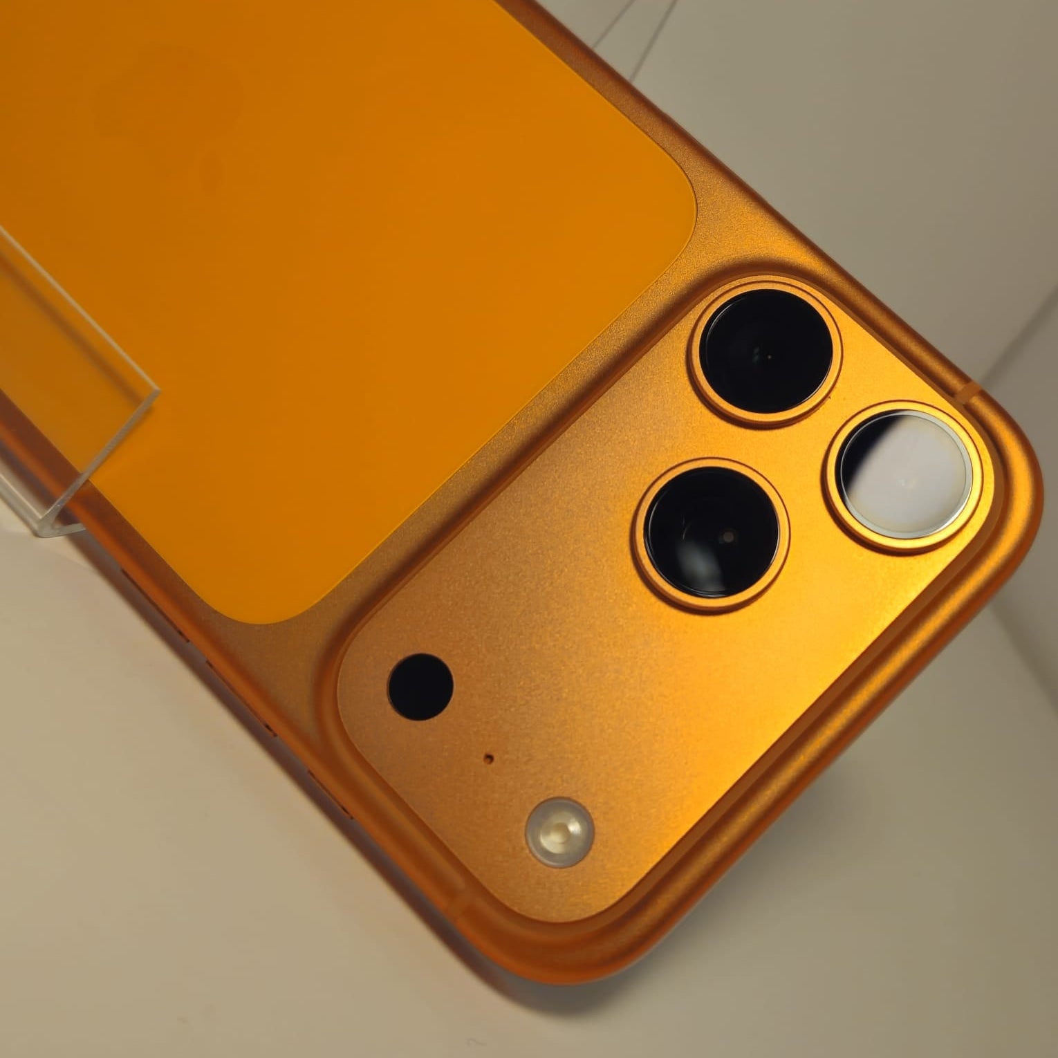Apple iPhone 17 Pro Max – 256GB, Cosmic Orange (Portocaliu), Baterie 98%, 160 Cicluri
